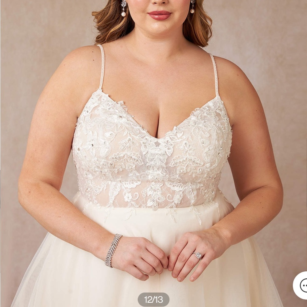 Azazie Tatiana NWT wedding dress - Picture 12 of 13
